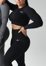 Load image into Gallery viewer, Black Long Sleeve Crop Top