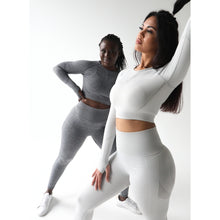 Load image into Gallery viewer, Light Grey Long Sleeve Crop Top